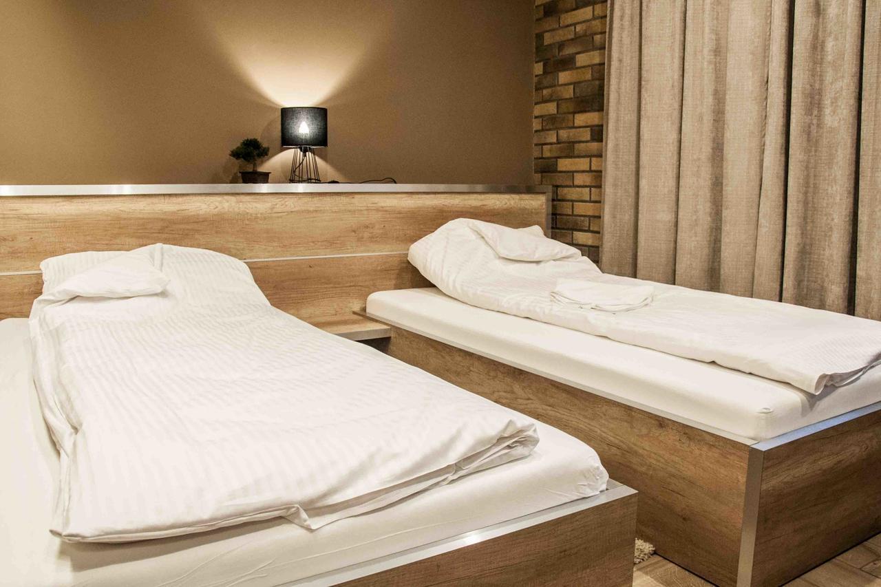 Motel Podmiejski Pleszew Luaran gambar